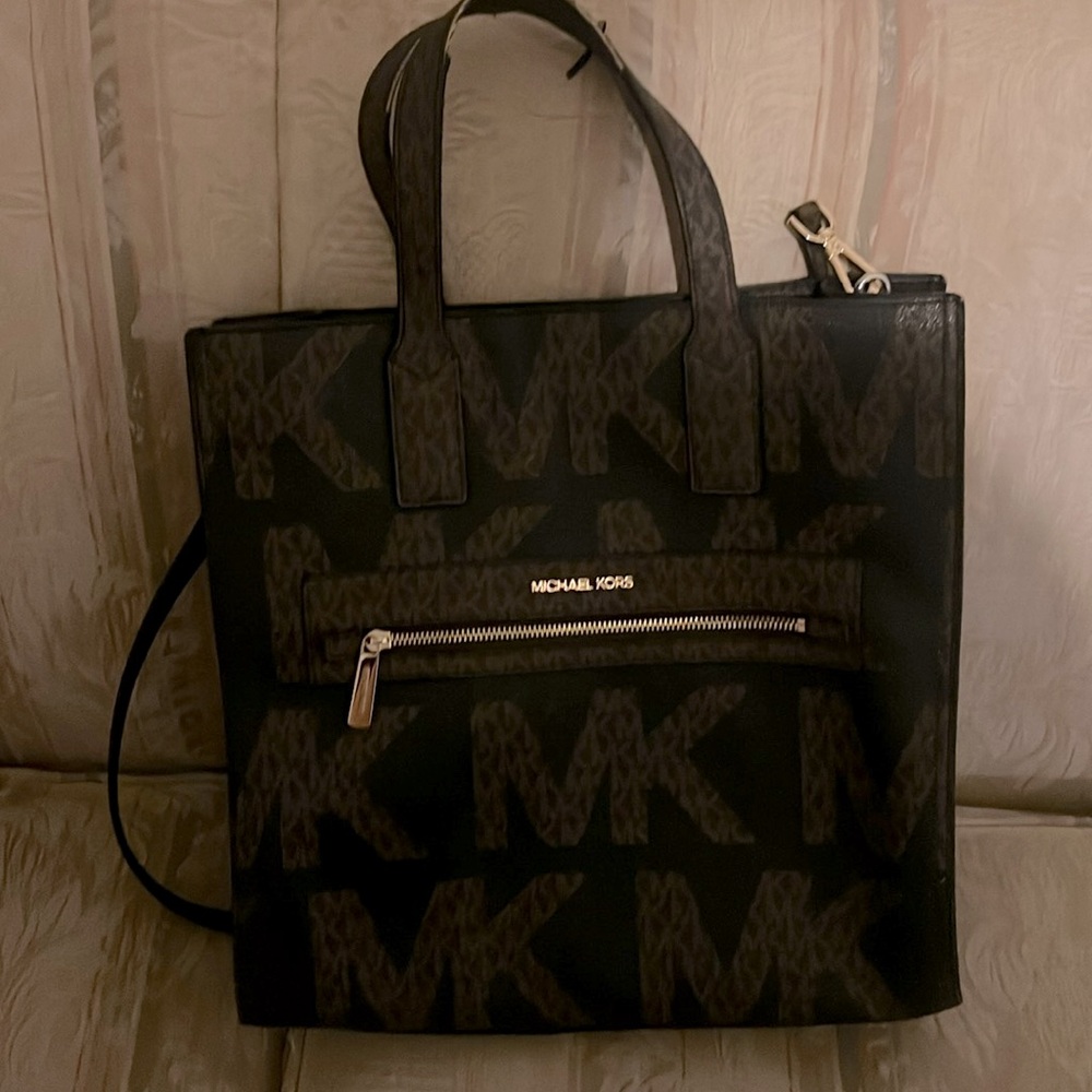 Brown Michael Kors logo Tote